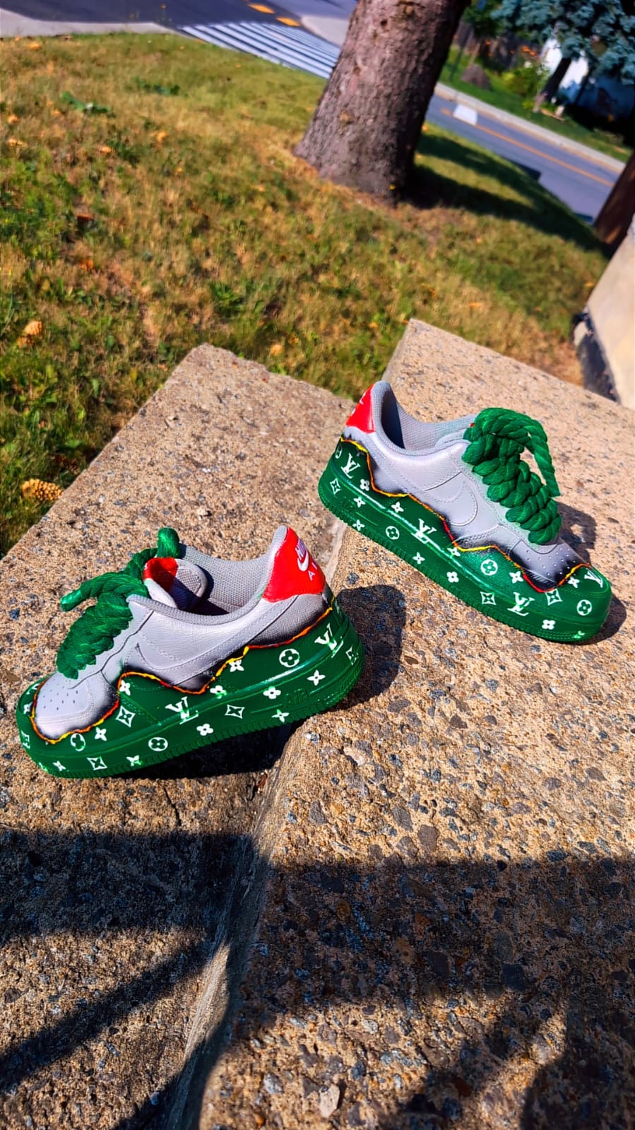 GREEN & WHITE CUSTOM AF1 WITH LV LOGO
