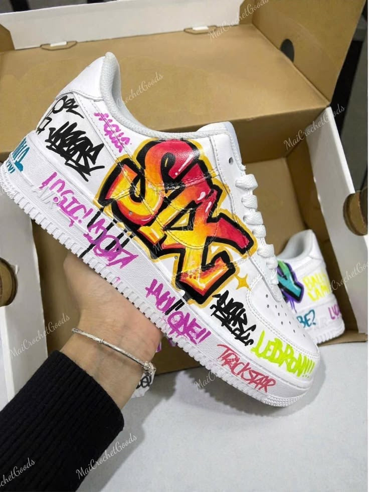 CUSTOM AF1 SIX-SEVEN DETAILS