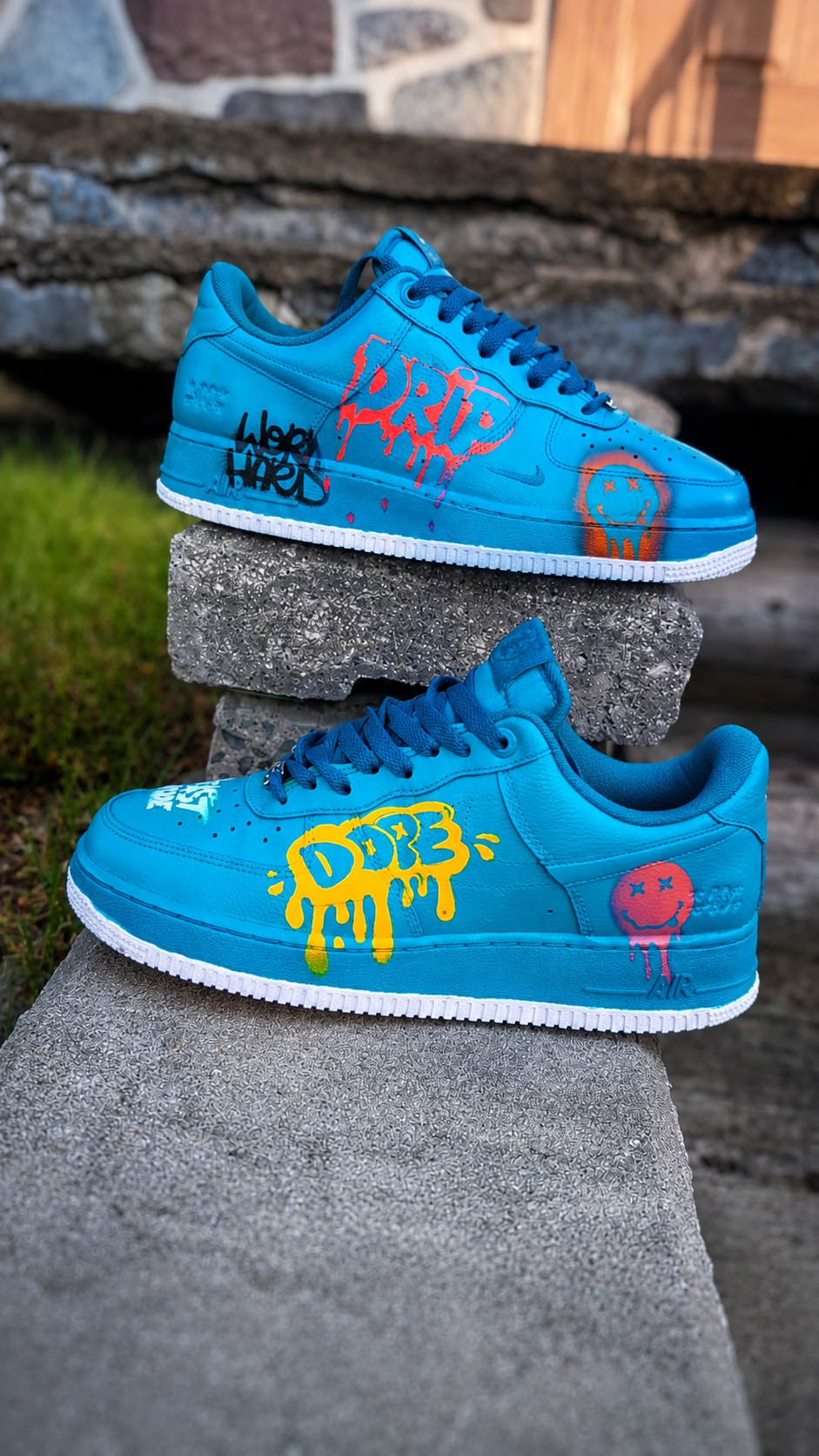 CUSTOM AIR FORCE 1 BLUE WITH DRIPPY DETAILS